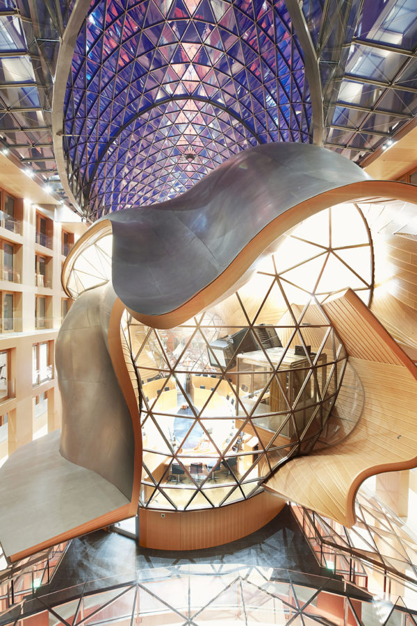 Robertino-Nikolic-DZBANK-Pariser-Platz-MK26957